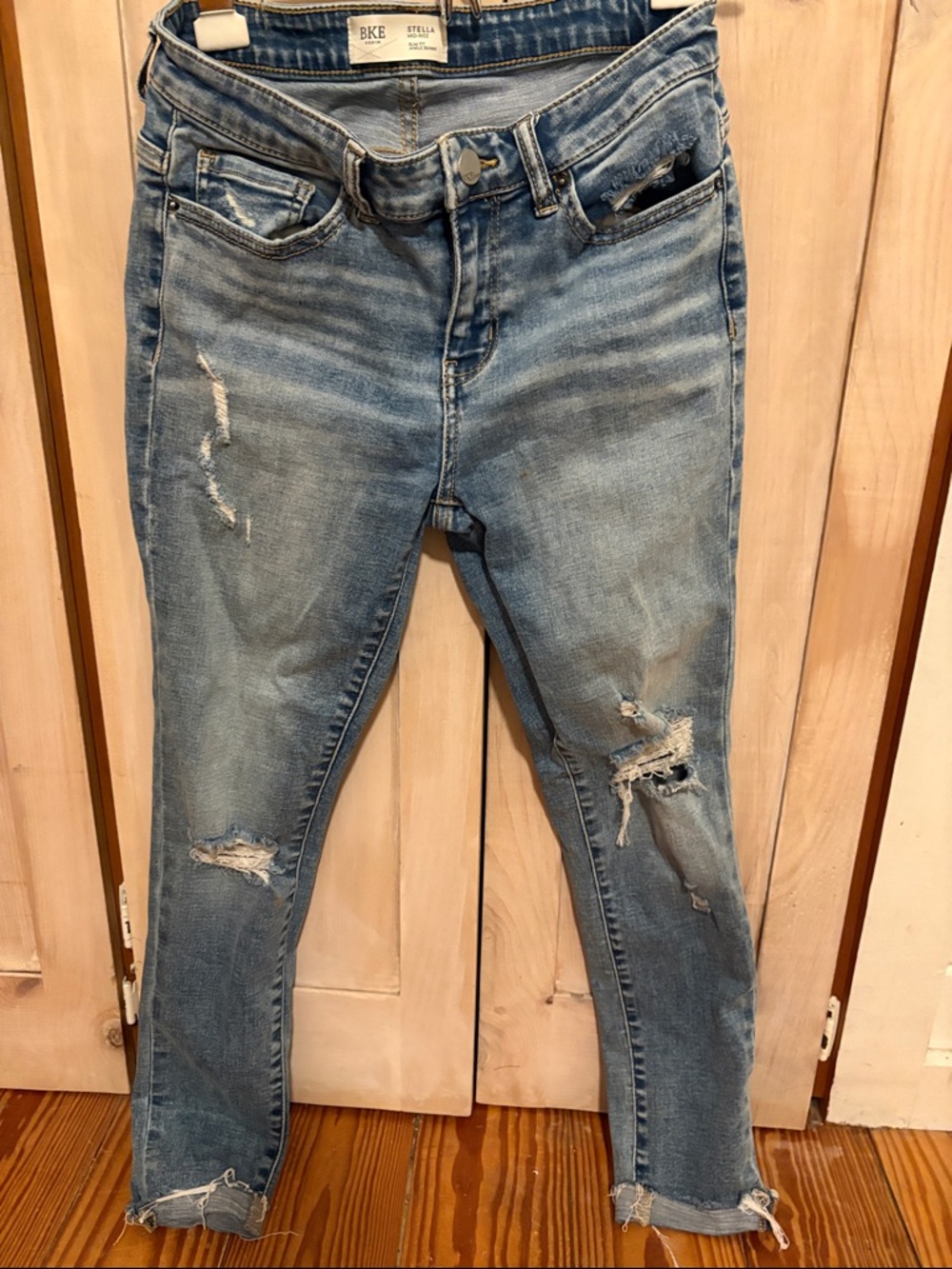 BKE Women's Light Wash Skinny Distressed Jeans